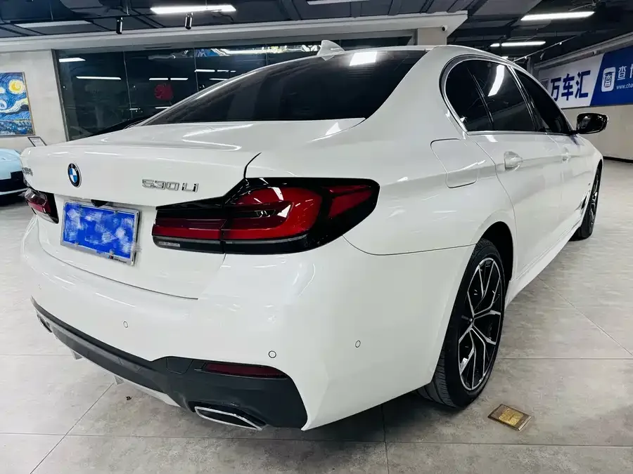 BMW 5 Series BMW 5 Series 2022 530Li Exclusive M Sport Package 2022 — миниатюра 4