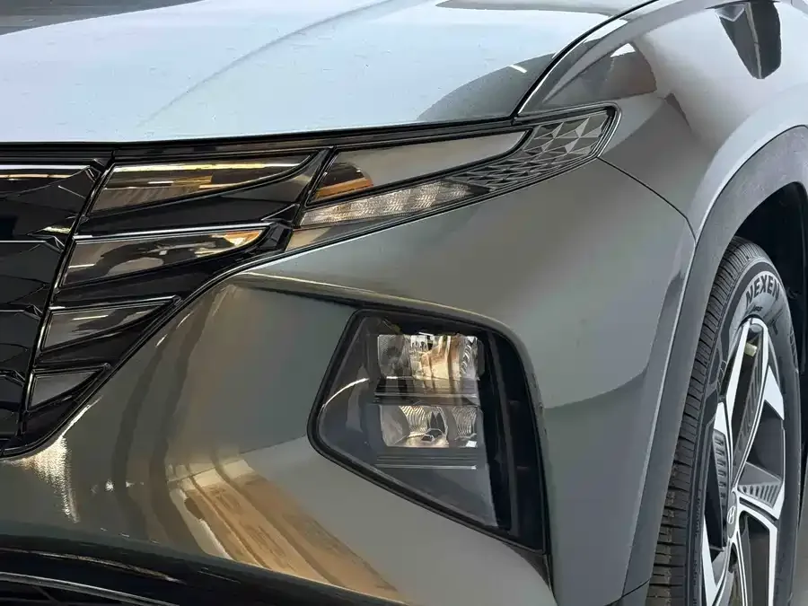 Hyundai tucson l Tucson 2021 Tucson L 1.5T DCT LUX Premium Edition 2023 — миниатюра 4