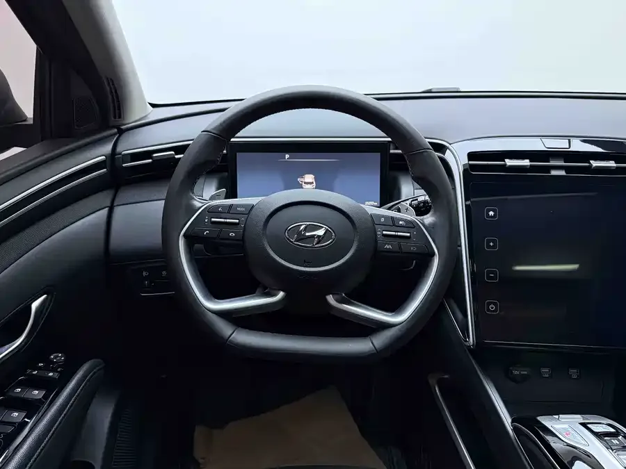 Hyundai tucson l Tucson 2021 Tucson L 1.5T DCT LUX Premium Edition 2023 — миниатюра 5