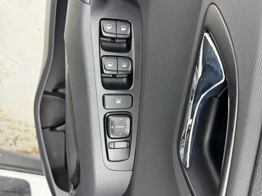 Hyundai Beijing ix35 Beijing Hyundai ix35 2021 240TGDi DCT 2WD GLS Leading Edition 2023 — миниатюра 3