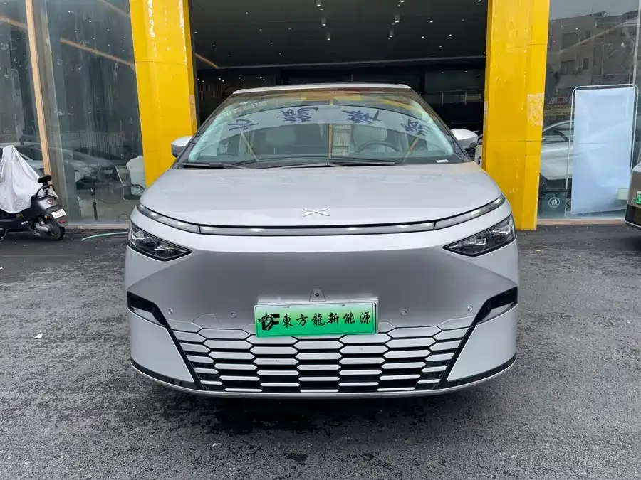 XPeng XPeng X9 2024