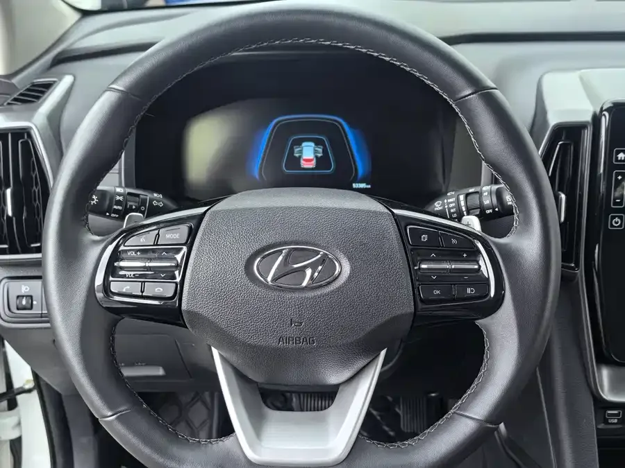 Hyundai Beijing ix35 Beijing Hyundai ix35 2021 240TGDi DCT 2WD GLS Leading Edition 2022 — миниатюра 4