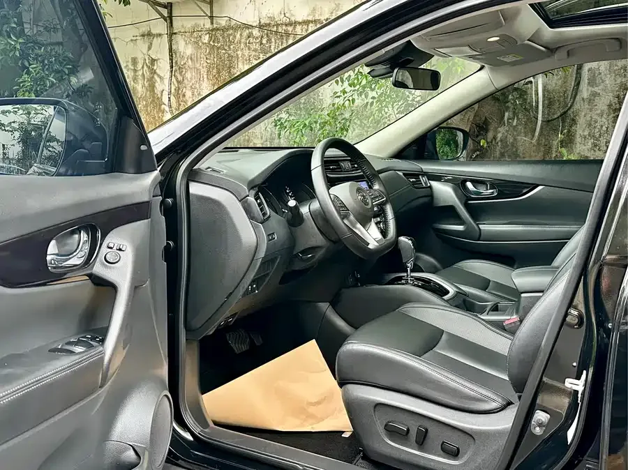 Nissan X-Trail X-Trail 2021 2.0L CVT 2WD XL Premium Smart Link Edition 2022 — миниатюра 4