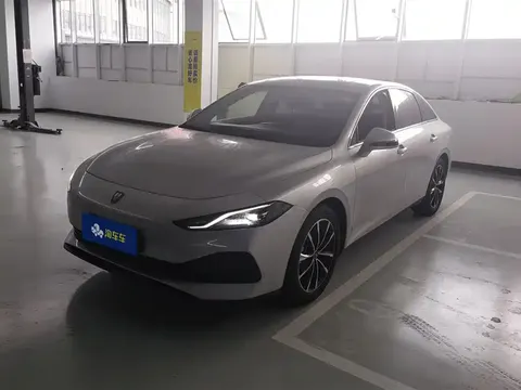 Roewe D7 2025 buy in Moscow