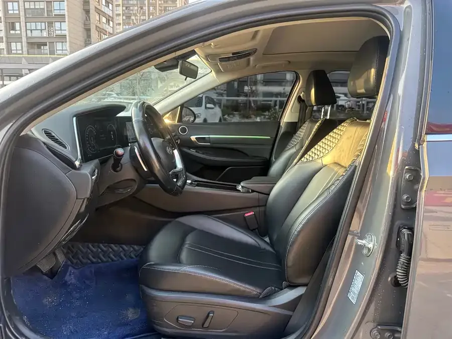 Hyundai Sonata 2022 Sonata 380TGDi Automatic 20th Anniversary Edition 2022 — миниатюра 2