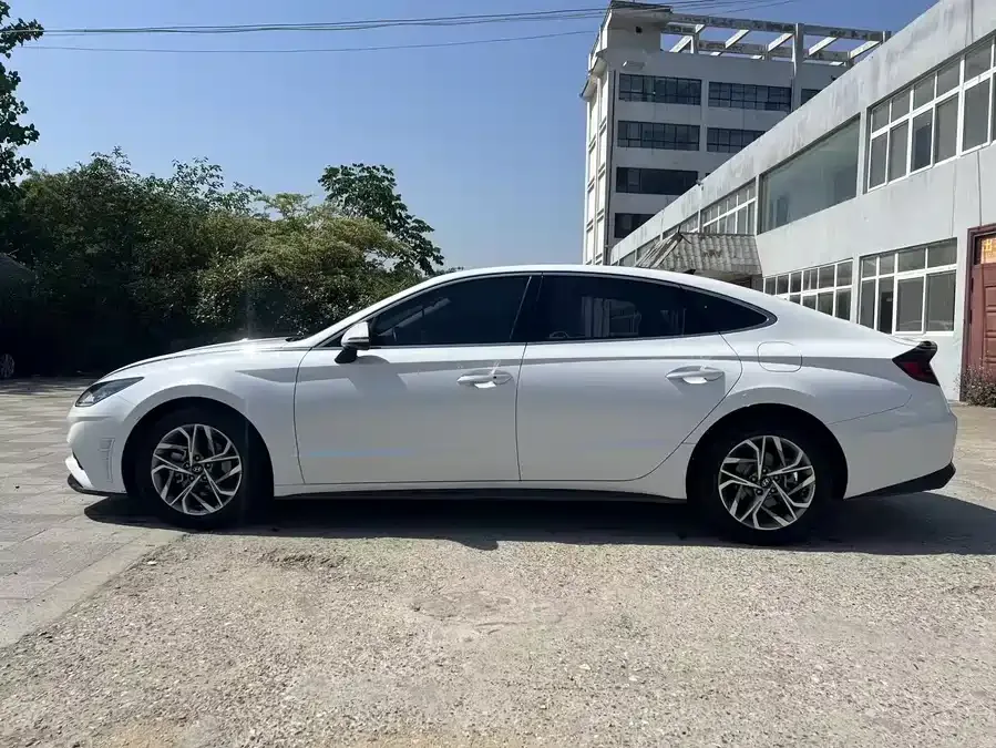 Hyundai Sonata 2020 Sonata 270TGDi DCT GLS Elite Edition 2022 — миниатюра 4