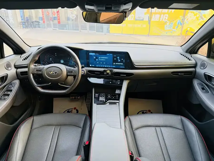 Hyundai Sonata 2022 Sonata 380TGDi Automatic 20th Anniversary Edition 2022 — миниатюра 3