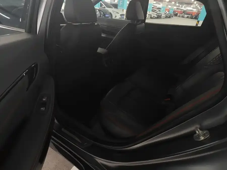 Hyundai Sonata 2022 Sonata 380TGDi Automatic 20th Anniversary Edition 2023 — миниатюра 4