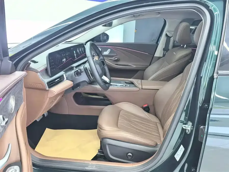 Chery Arrizo 8 Arrizo 8 2024 High Energy Edition 2.0T Automatic + 2024 — миниатюра 3