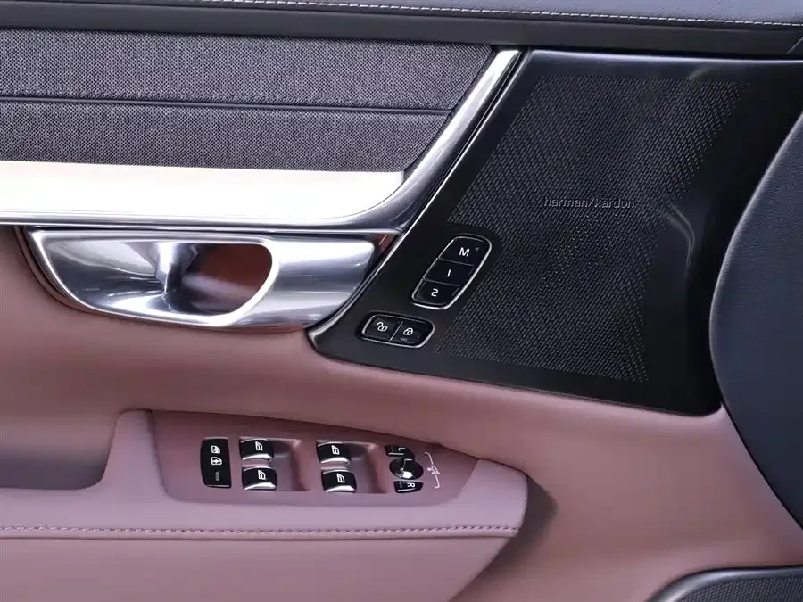 Volvo S90 2026 B5 Zhiyuan Luxury Edition 2026 — миниатюра 5