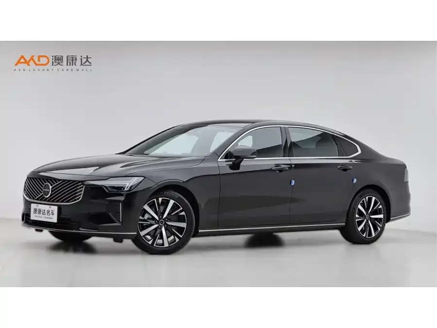 Volvo S90 2026 B5 Zhiyi Luxury Edition 2025 — фото 1, купить с доставкой в Москву