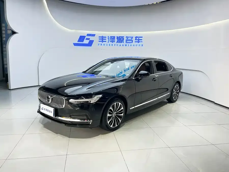 Volvo S90 2024 B5 Luxury Edition 2024 — фото 1, купить с доставкой в Москву