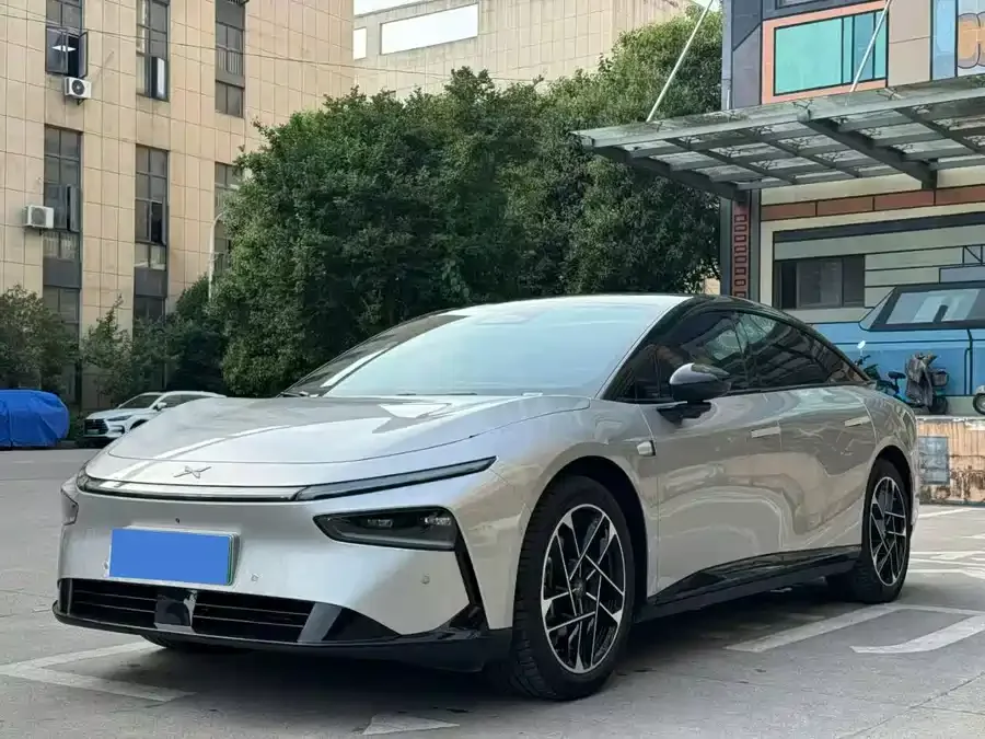 XPeng P7+ Xiaopeng P7+ 2024 long-range Max 2024 — фото 1, купить с доставкой в Москву