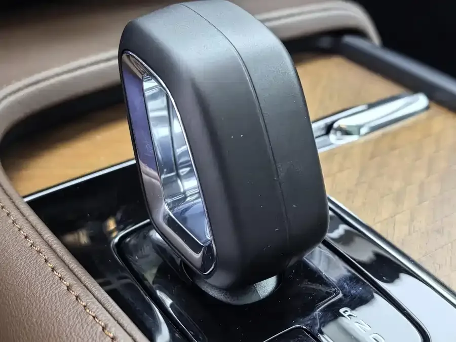Volvo S90 2024 B5 Luxury Edition 2024 — миниатюра 4