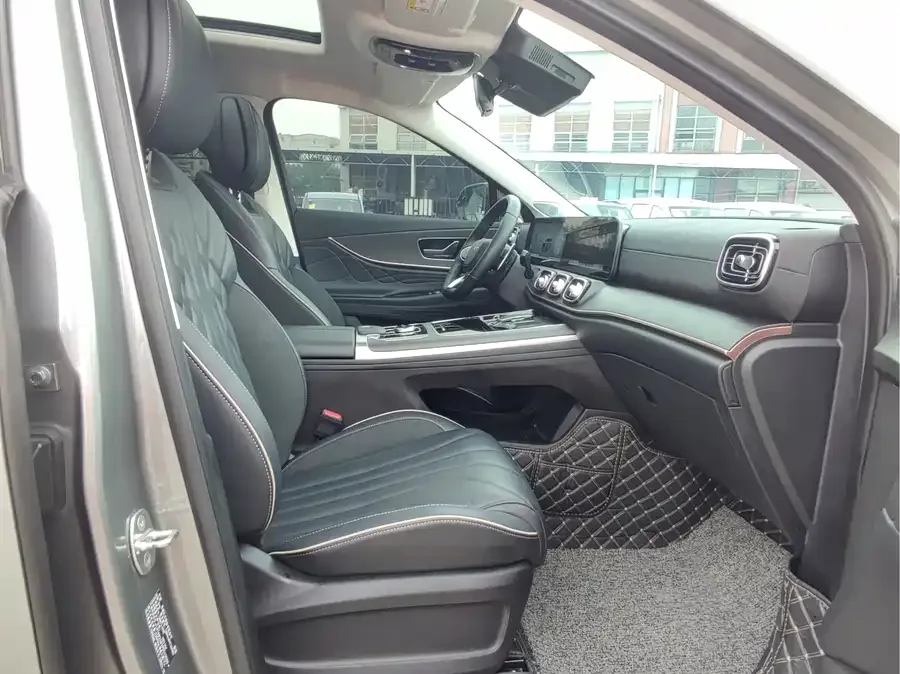 Chery Tiggo 9 Tiggo 9 2023 2.0T Dual Clutch 2WD Luxury Edition 7 Seaters 2023 — миниатюра 5