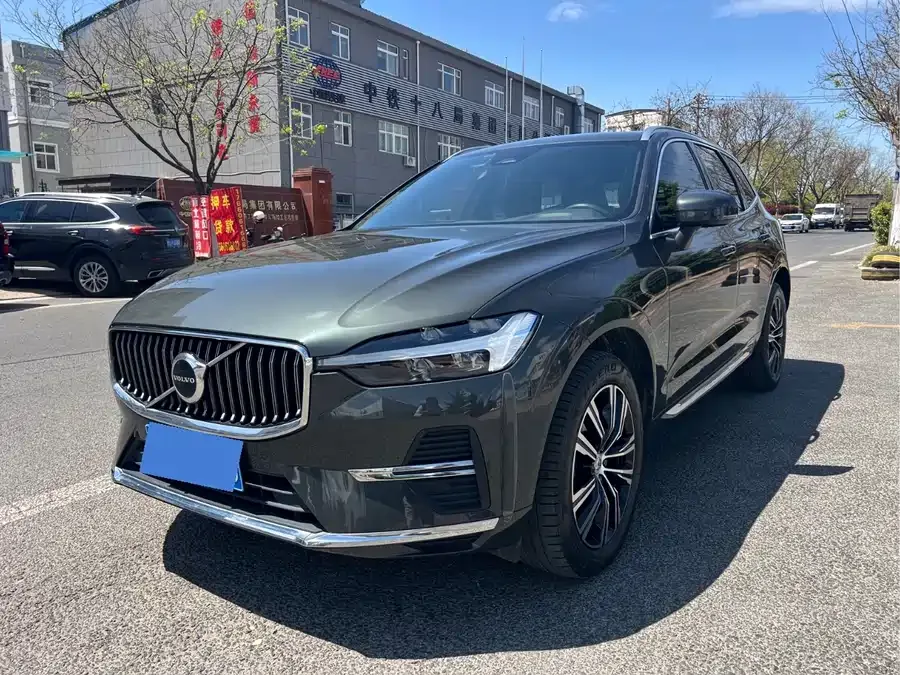 Volvo XC60 2022