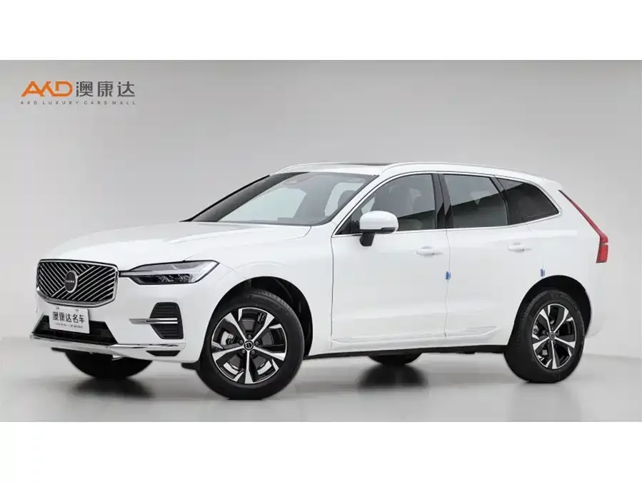 Volvo XC60 2026 B5 4WD Zhiyi Luxury Edition 2025 — фото 1, купить с доставкой в Москву