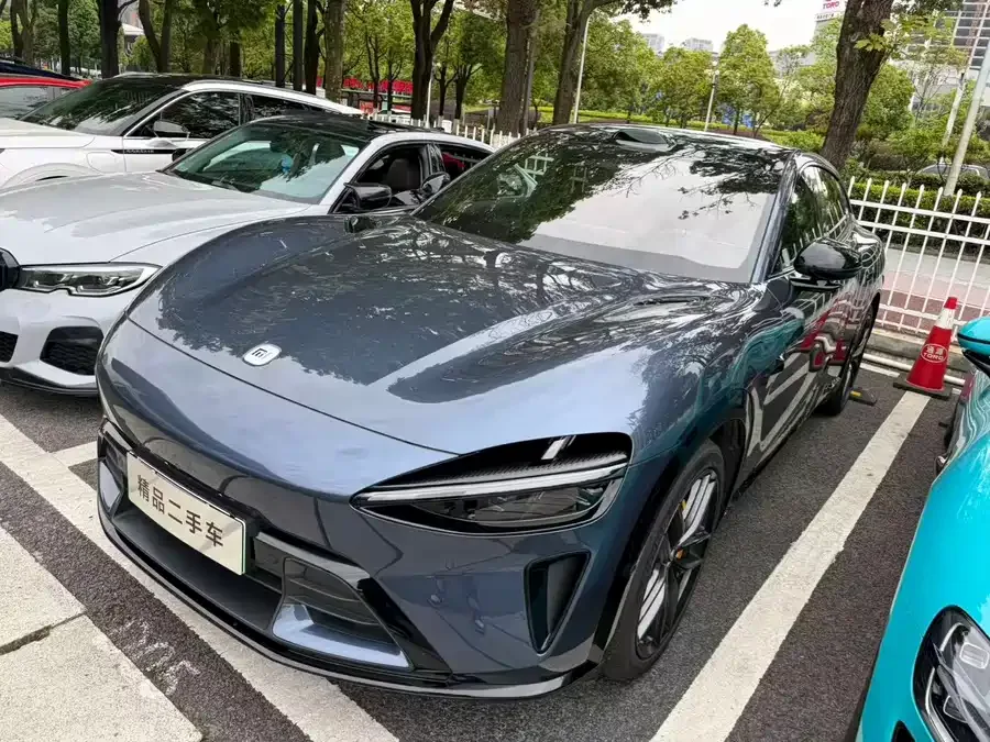 Xiaomi YU7 2025