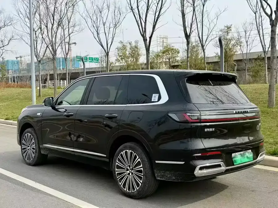 Geely Galaxy M9 Galaxy M9 2025 230km 2WD Exploration Edition 2026 — миниатюра 5