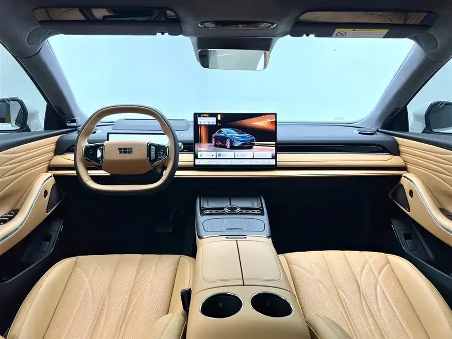 Geely Galaxy Star 8 Galaxy Star 8 2025 130km EM-P Starship Edition 2025 — миниатюра 3