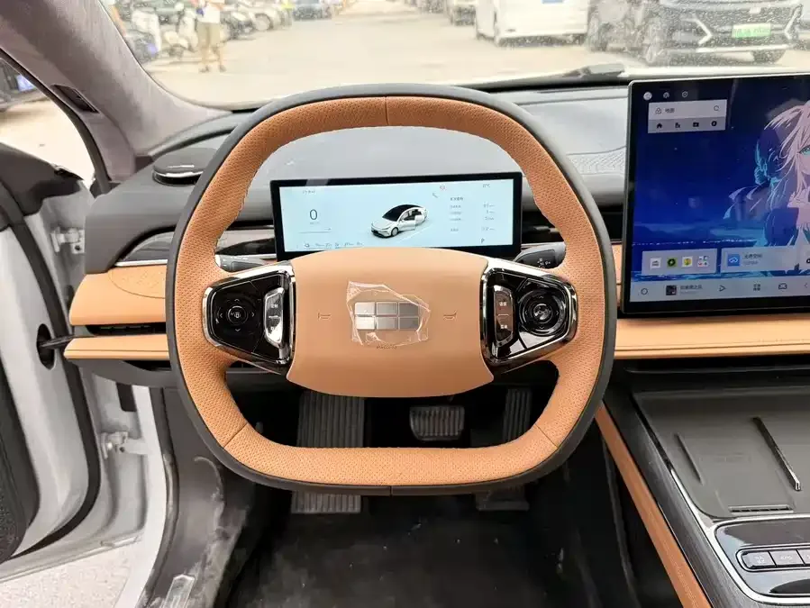 Geely Galaxy Star 8 Galaxy Star 8 2025 130km EM-i Premium Edition 2025 — миниатюра 4