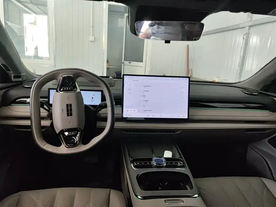 Geely Galaxy Star 8 Galaxy Star 8 2025 130km EM-P Starship Edition 2025 — миниатюра 4