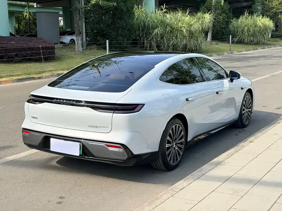 Geely Galaxy Star 8 Galaxy Star 8 2025 130km EM-P Exploration Edition 2025 — миниатюра 5