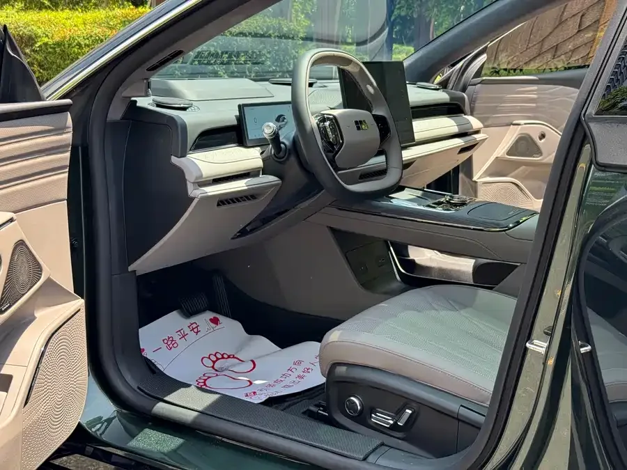 Geely Galaxy Star 8 Galaxy Star 8 2025 130km EM-P Starship Edition 2025 — миниатюра 4