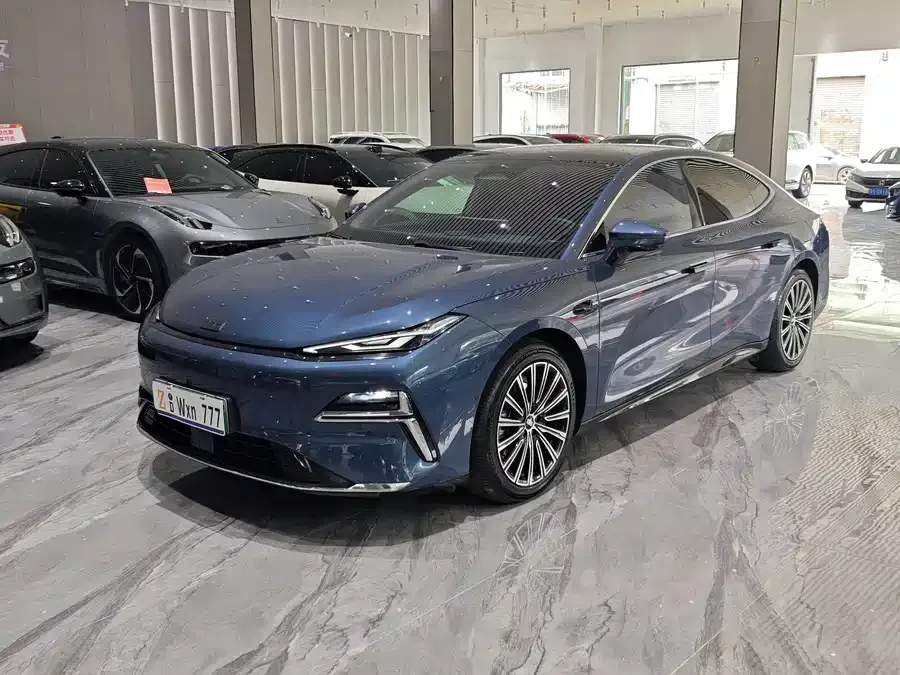Geely Galaxy Star 8 Galaxy Star 8 2025 130km EM-i Flagship Edition 2025 — фото 1, купить с доставкой в Москву