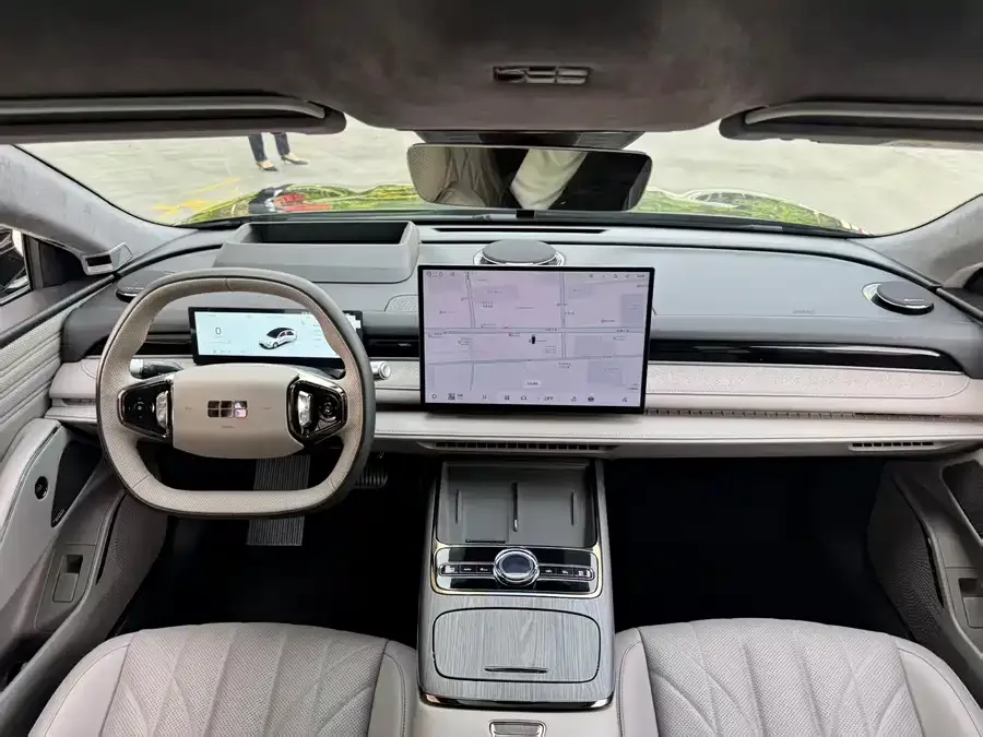 Geely Galaxy Star 8 Galaxy Star 8 2025 60km EM-i Luxury Edition 2025 — миниатюра 2