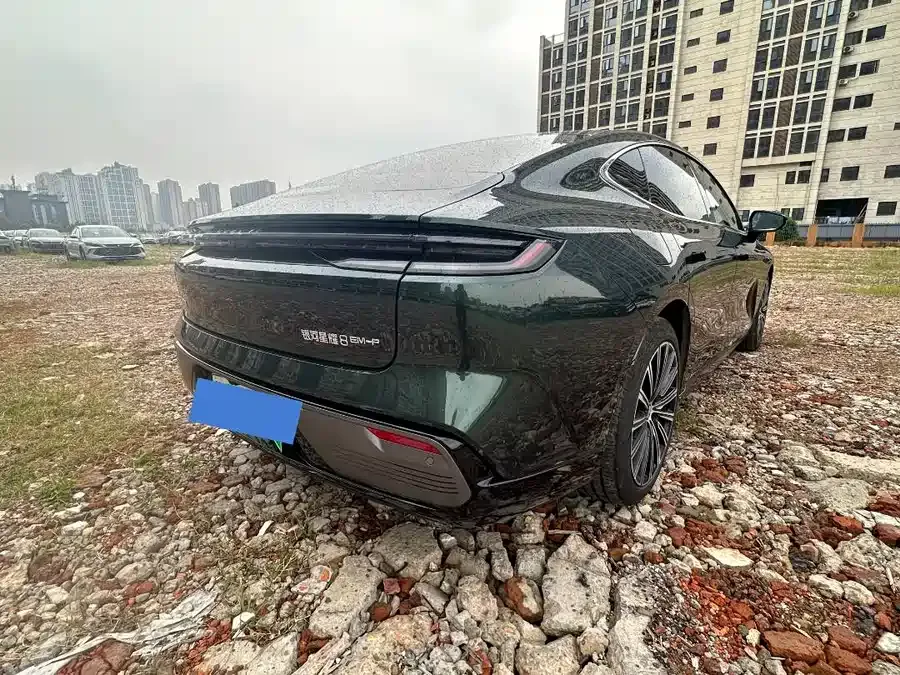 Geely Galaxy Star 8 Galaxy Star 8 2025 130km EM-i Premium Edition 2025 — миниатюра 5