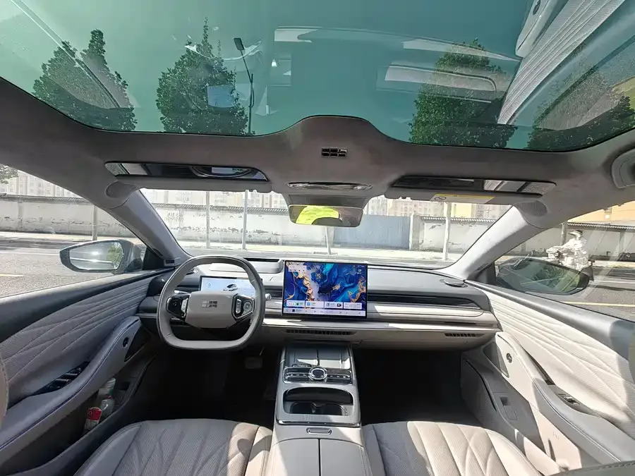 Geely Galaxy Star 8 Galaxy Star 8 2025 130km EM-P Starship Edition 2025 — миниатюра 2