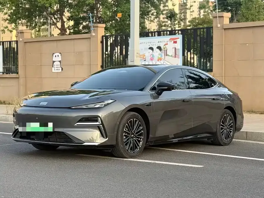 Geely Galaxy Star 8 2025