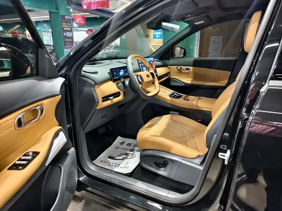 Geely Galaxy Starship 7 Galaxy Starship 7 2025 120km Exploration+ Edition 2025 — миниатюра 4