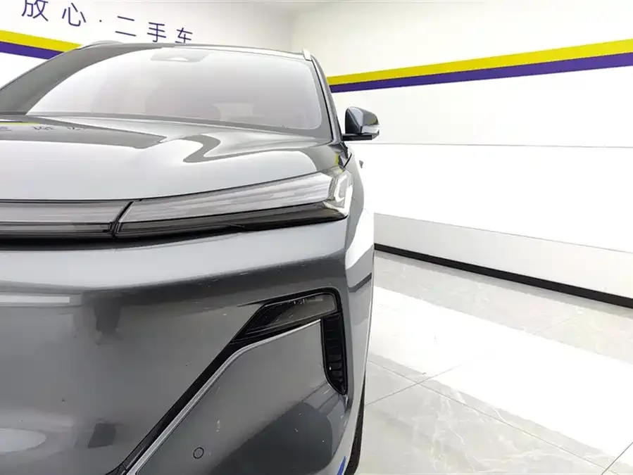 Geely Galaxy Starship 7 Galaxy Starship 7 2025 120km Navigator Edition 2025 — миниатюра 5
