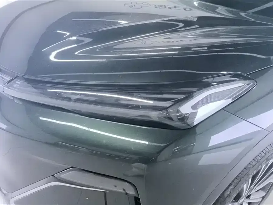 Geely Galaxy Starship 7 Galaxy Starship 7 2025 120km Navigator Edition 2025 — миниатюра 2
