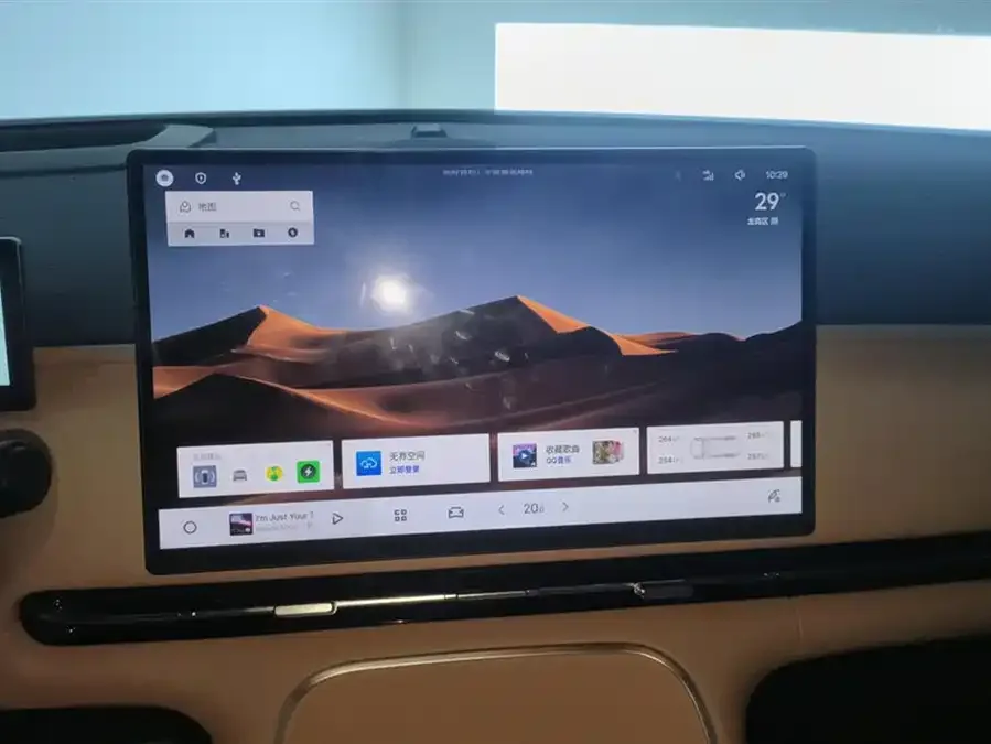 Geely Galaxy Starship 7 Galaxy Starship 7 2025 120km Navigator Edition 2025 — миниатюра 4