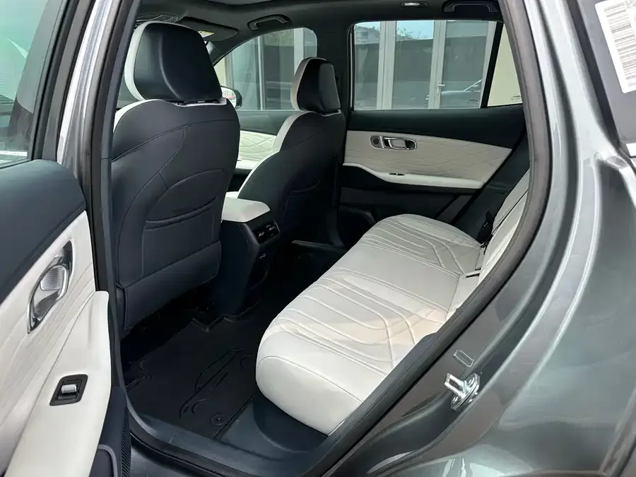 Geely Galaxy Starship 7 Galaxy Starship 7 2025 120km Exploration+ Edition 2025 — миниатюра 5