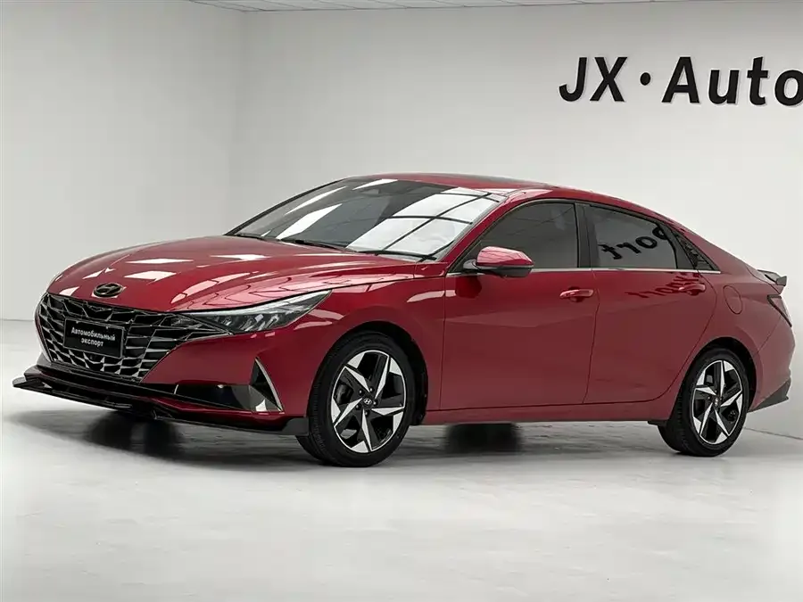 Hyundai Elantra 2022