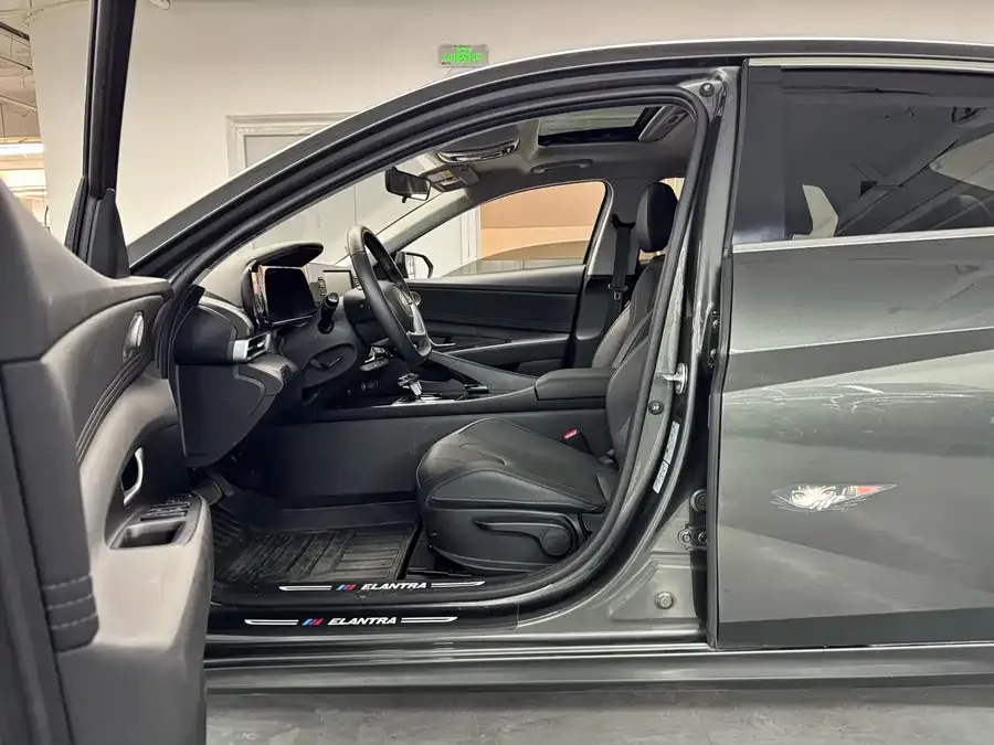 Hyundai Elantra Elantra 2023 1.5L CVT GLX Elite Edition 2024 — миниатюра 4
