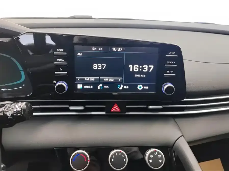Hyundai Elantra Elantra 2023 1.5L CVT GLS Leading Edition 2025 — миниатюра 4