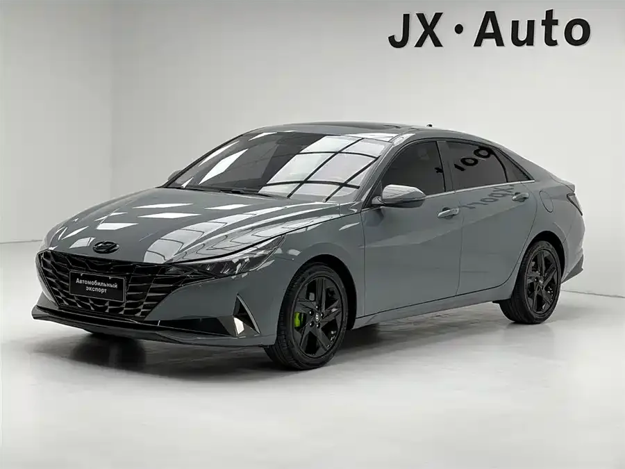 Hyundai Elantra 2022
