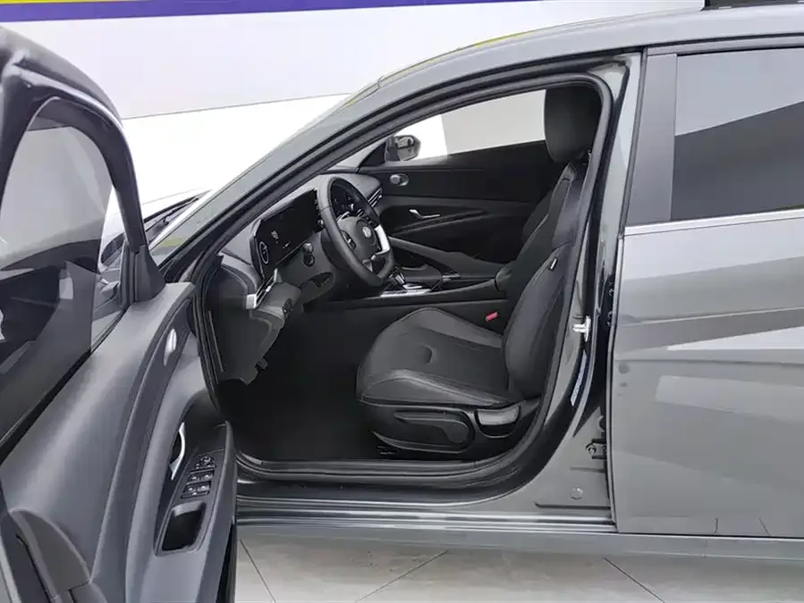 Hyundai Elantra Elantra 2023 1.5L CVT GLX Elite Edition 2024 — миниатюра 3