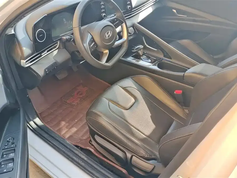 Hyundai Elantra Elantra 2023 1.5L CVT GLX Elite Edition 2023 — миниатюра 3