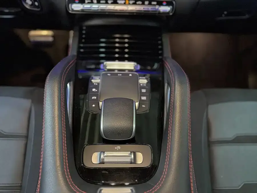 Mercedes-Benz GLE AMG Mercedes-Benz GLE AMG 2024 AMG GLE 53 4MATIC+ 2024 — миниатюра 4