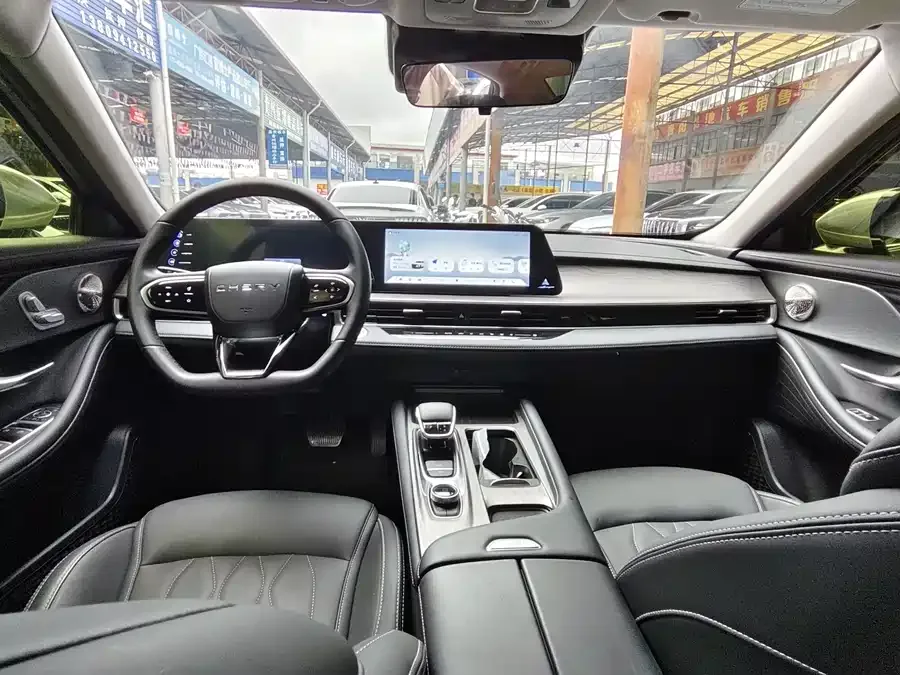 Chery Arrizo 8 Arrizo 8 2025 1.6T DCT Intelligent 2026 — миниатюра 2
