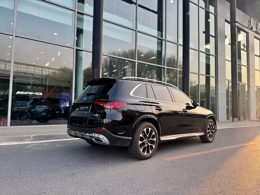 Mercedes-Benz GLC-Class Mercedes-Benz GLC 2023 GLC 300 L 4MATIC luxury 5-seater 2023 — миниатюра 2