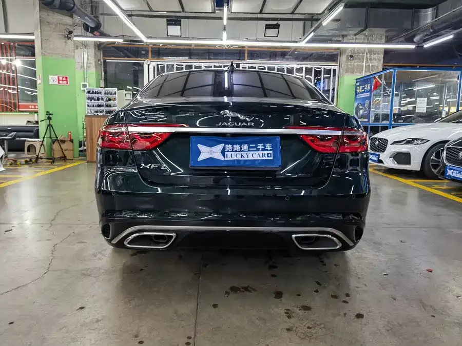 Jaguar XFL 2023 XFL 2.0T P250 2WD Elite Sports Edition 2023 — миниатюра 2