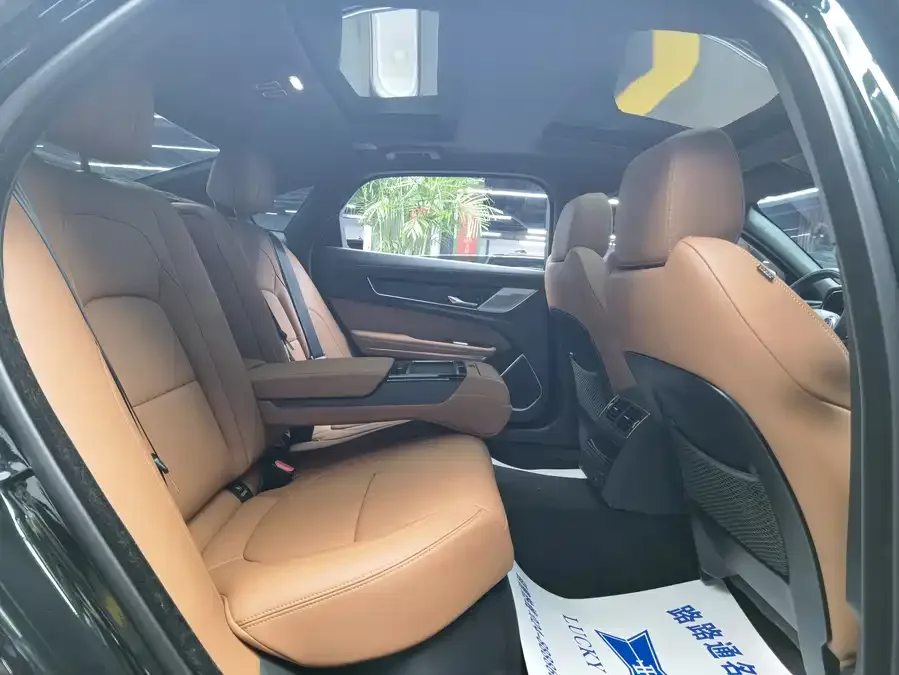 Jaguar XFL 2023 XFL 2.0T P250 2WD Elite Sports Edition 2023 — миниатюра 3