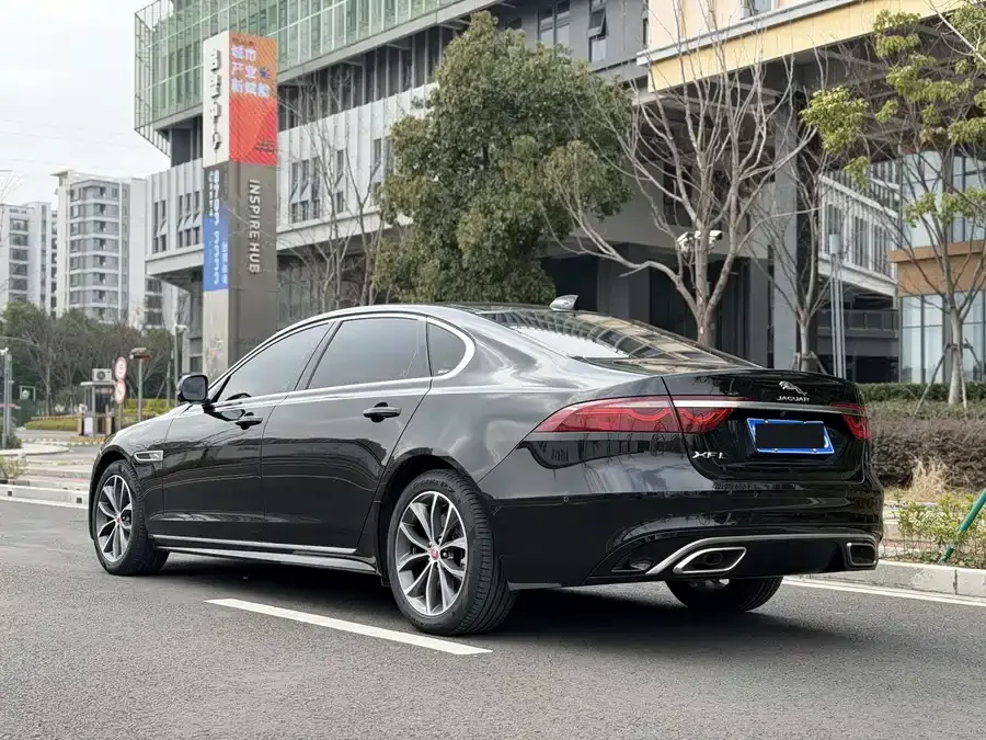 Jaguar XFL 2023 XFL 2.0T P250 2WD Elite Sports Edition 2023 — миниатюра 3
